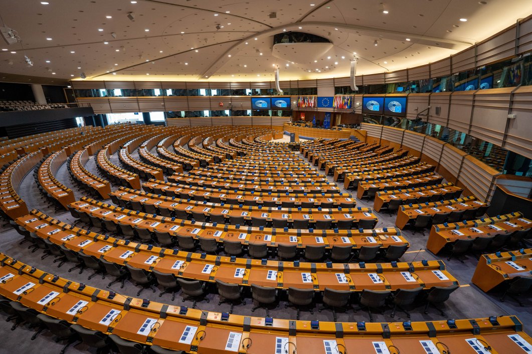 Parlement: ‘Geef de EU gedeelde bevoegdheid op onderwijs en gezondheid’