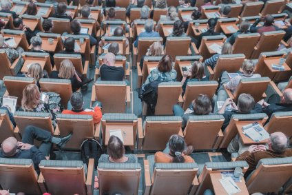 commissie-publiceert-erasmus-programmagids-voor-2023